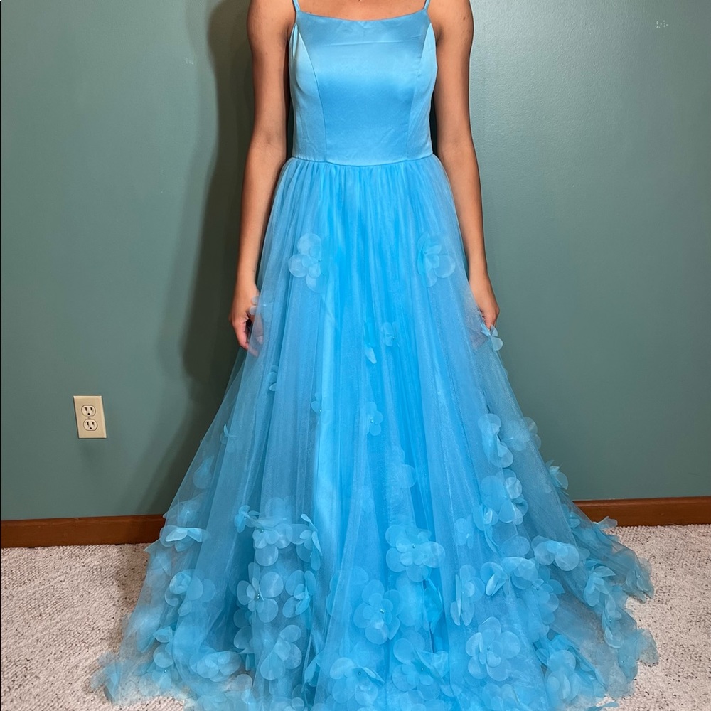 Tulle Floral Prom dress - NEW